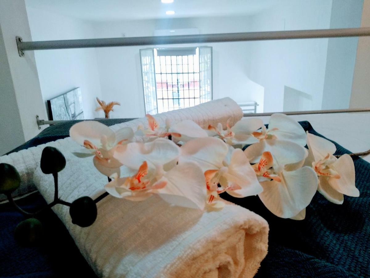 Wish Suite Barrio De Leon En Triana Sevilla Buitenkant foto
